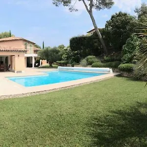  Villa Belle à Raphaël Dans Clos Privé
